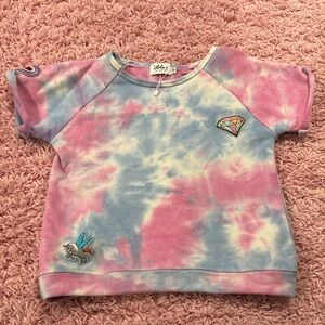 New out tags, adorable Lola and the boys tie-dye short sleeve sweatshirts